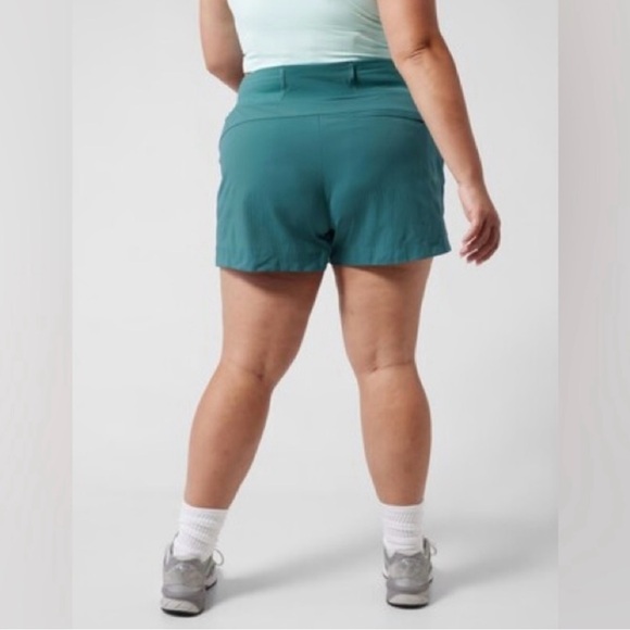 Athleta Trekkie North Shorts Borealis Green Blue Teal Plus Size 16 - Picture 2 of 9